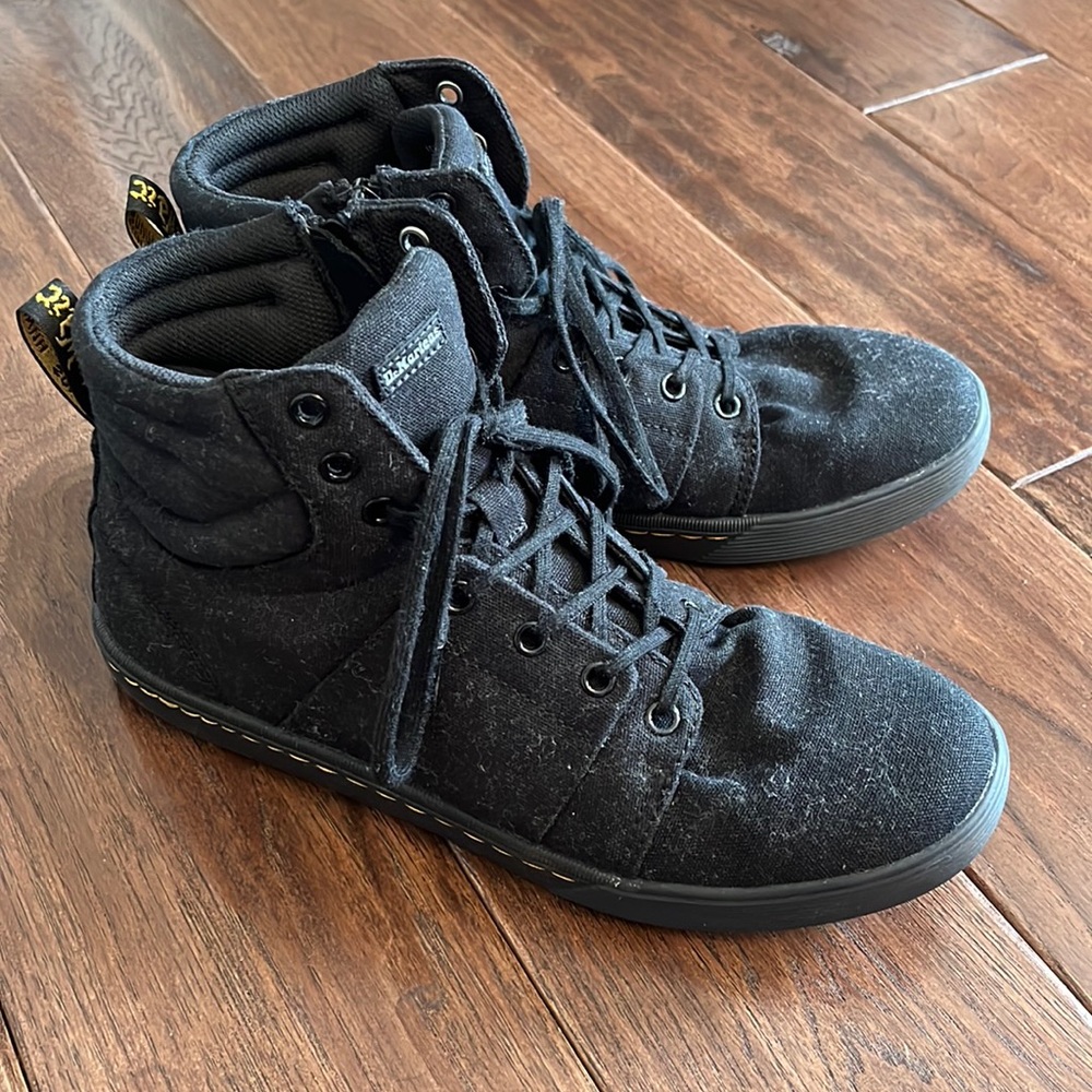 Canvas Dr Martens
